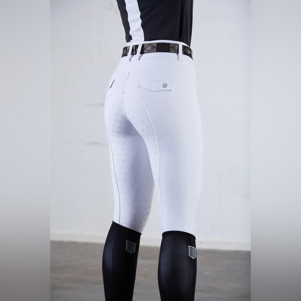 Vienna Compression Breeches maya delorez fullest white breeches size small